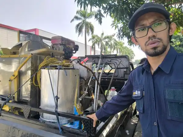 Jasa Pembuatan Marka Jalan
